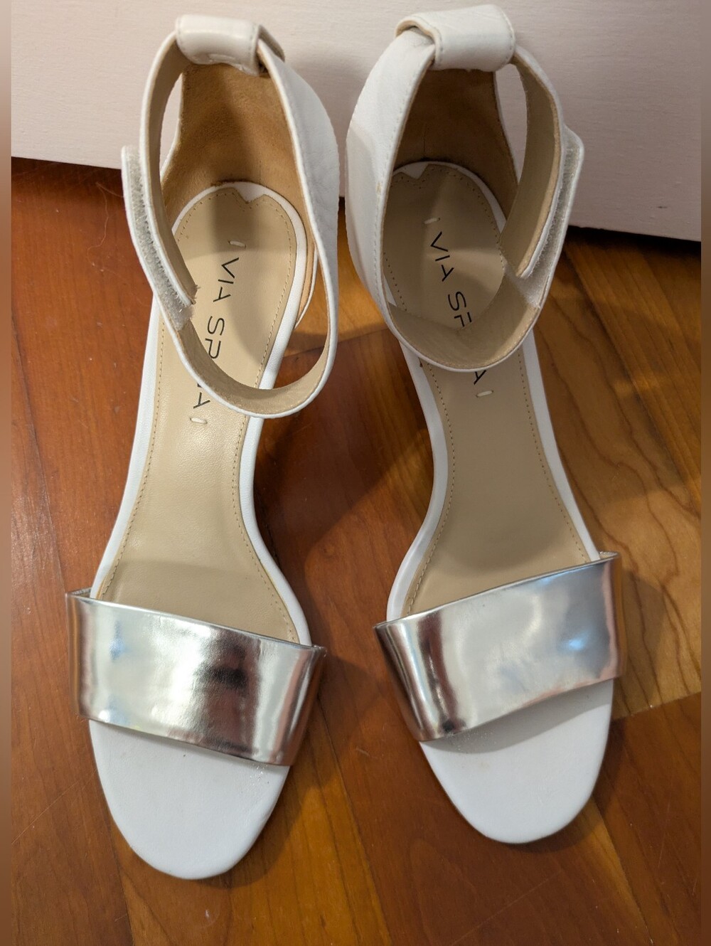 Via Spiga White and Silver Open-Toe Ankle Strap Sandals